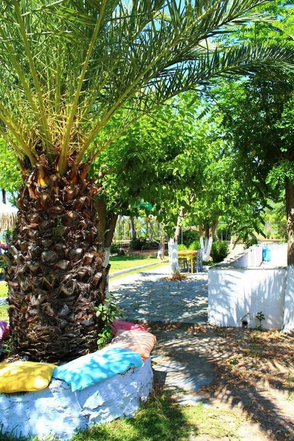 Camping Pefki Hotel Esterno foto
